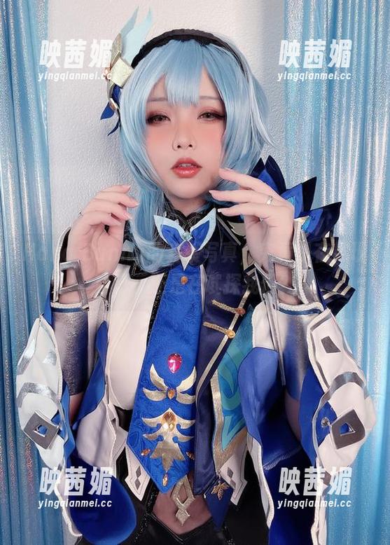 Hana Bunny的套装写真，究竟是在展现自己，还是在试探我们？